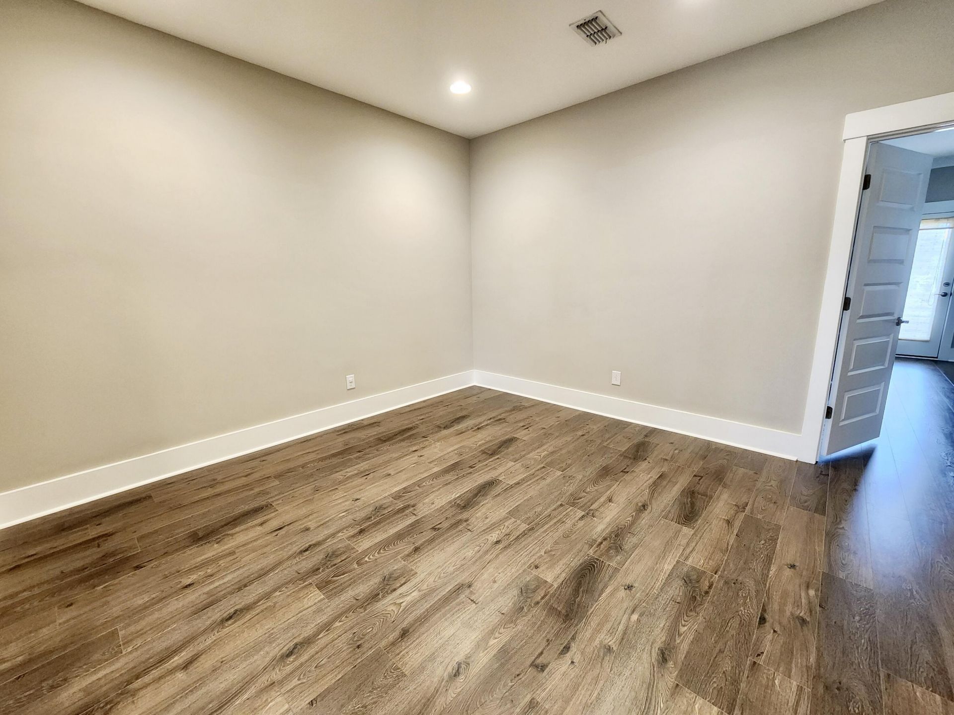 3132 Sturbridge Road Photo 17