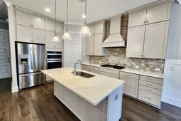 3132 Sturbridge Road photo 4