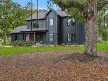 5715 Whistle Stop Lane Ravenel, SC 29470
