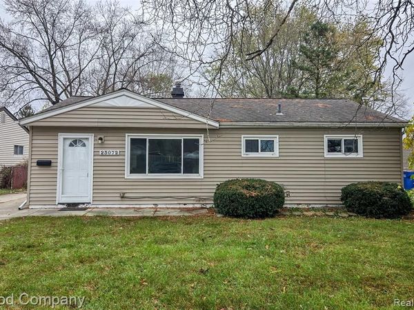 23072 Lauren Avenue, Warren, MI 48089