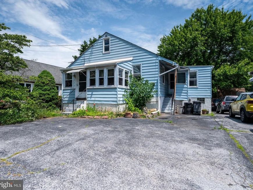 1137 E Main Street, Douglassville, PA 19518 Main Photo