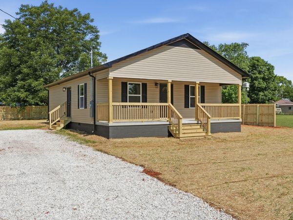 109 Spruce St, Cowan, TN 37318