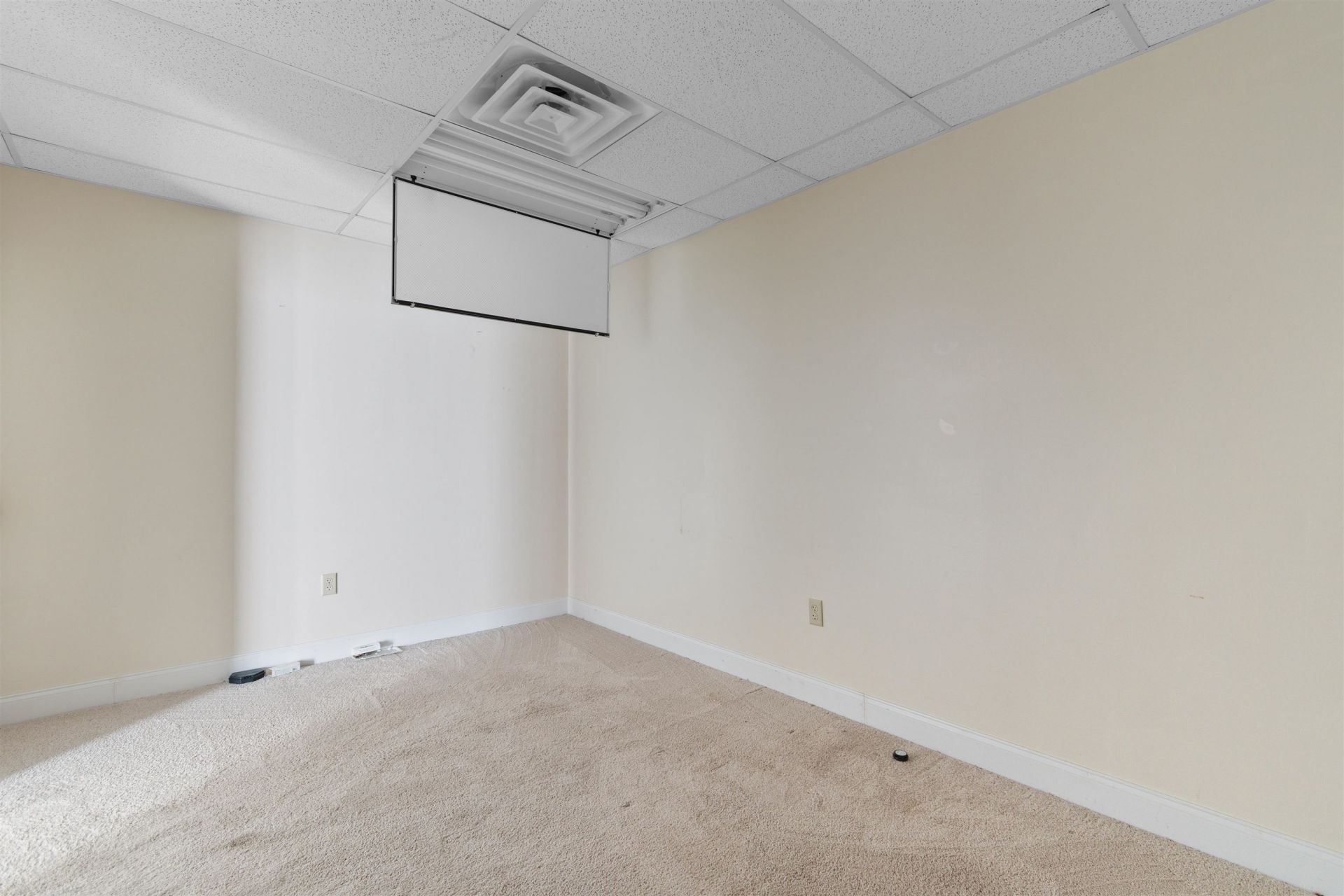 480 Nelson Blvd.  Photo 41