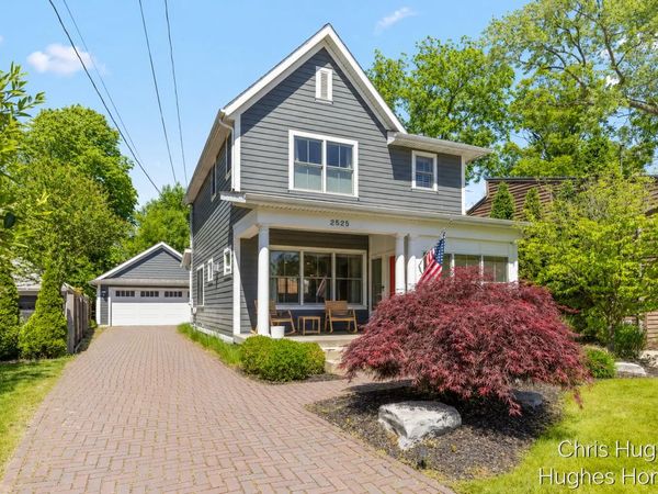 2525 Lake Drive SE, Grand Rapids, MI 49506
