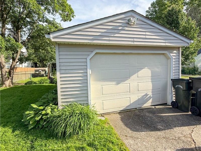519 Case Avenue , Elyria, OH 44035 Photo 3