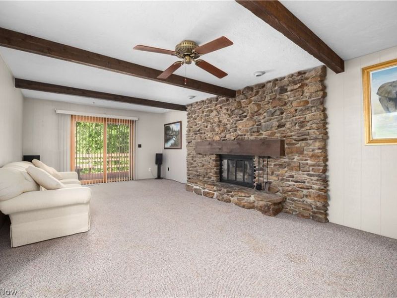 8636 Scarlet Oak Lane, Parma, OH 44130 Photo 10
