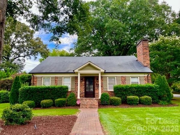 5465 Topping Place , Charlotte, NC 28209