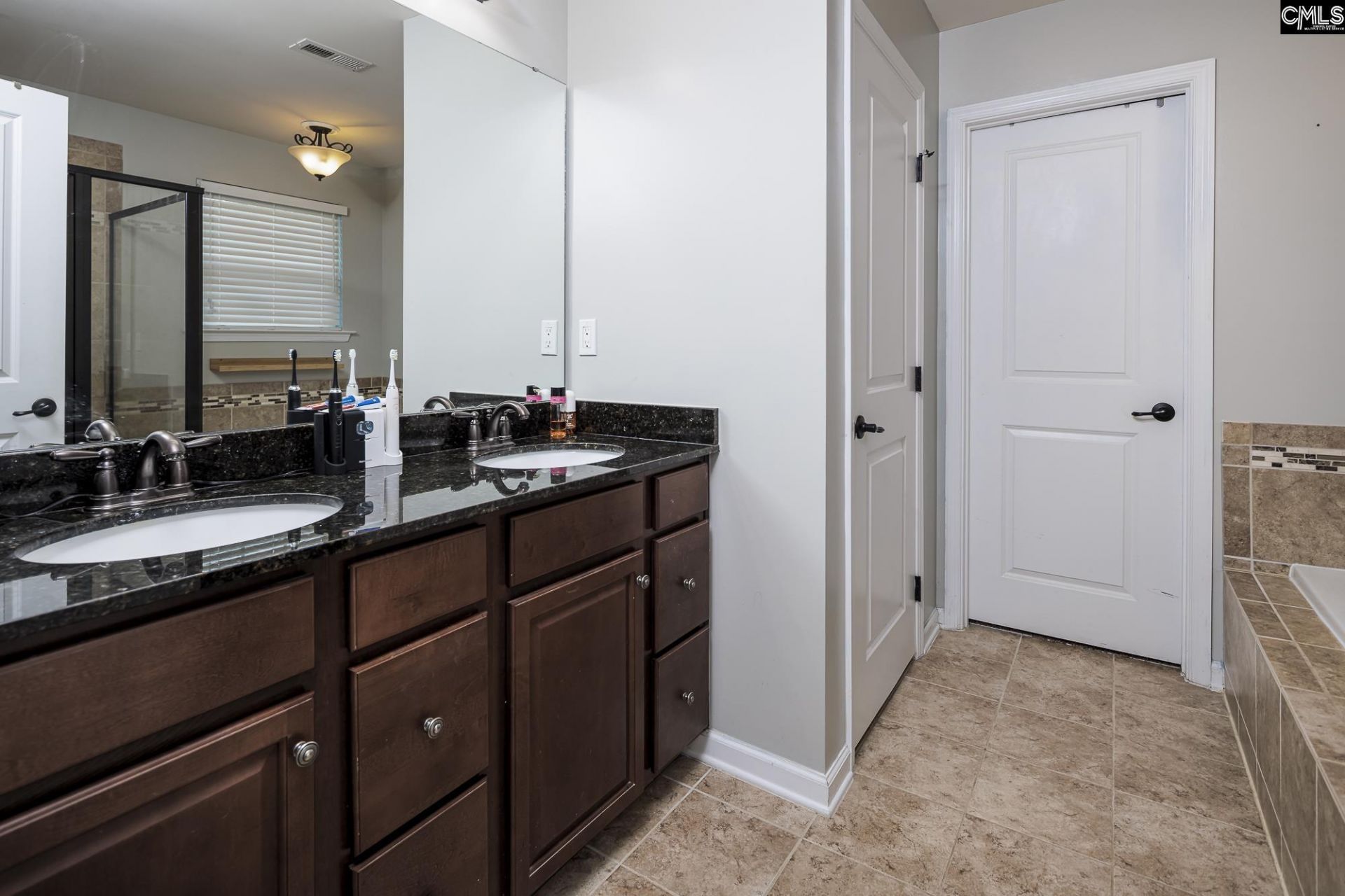 538 Newton Road  Photo 16