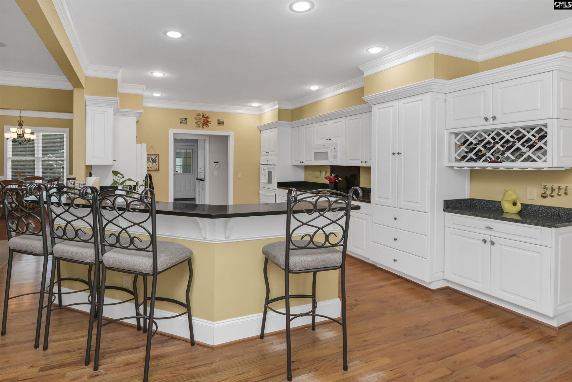 101 Autumn Oaks Lane  Photo 12