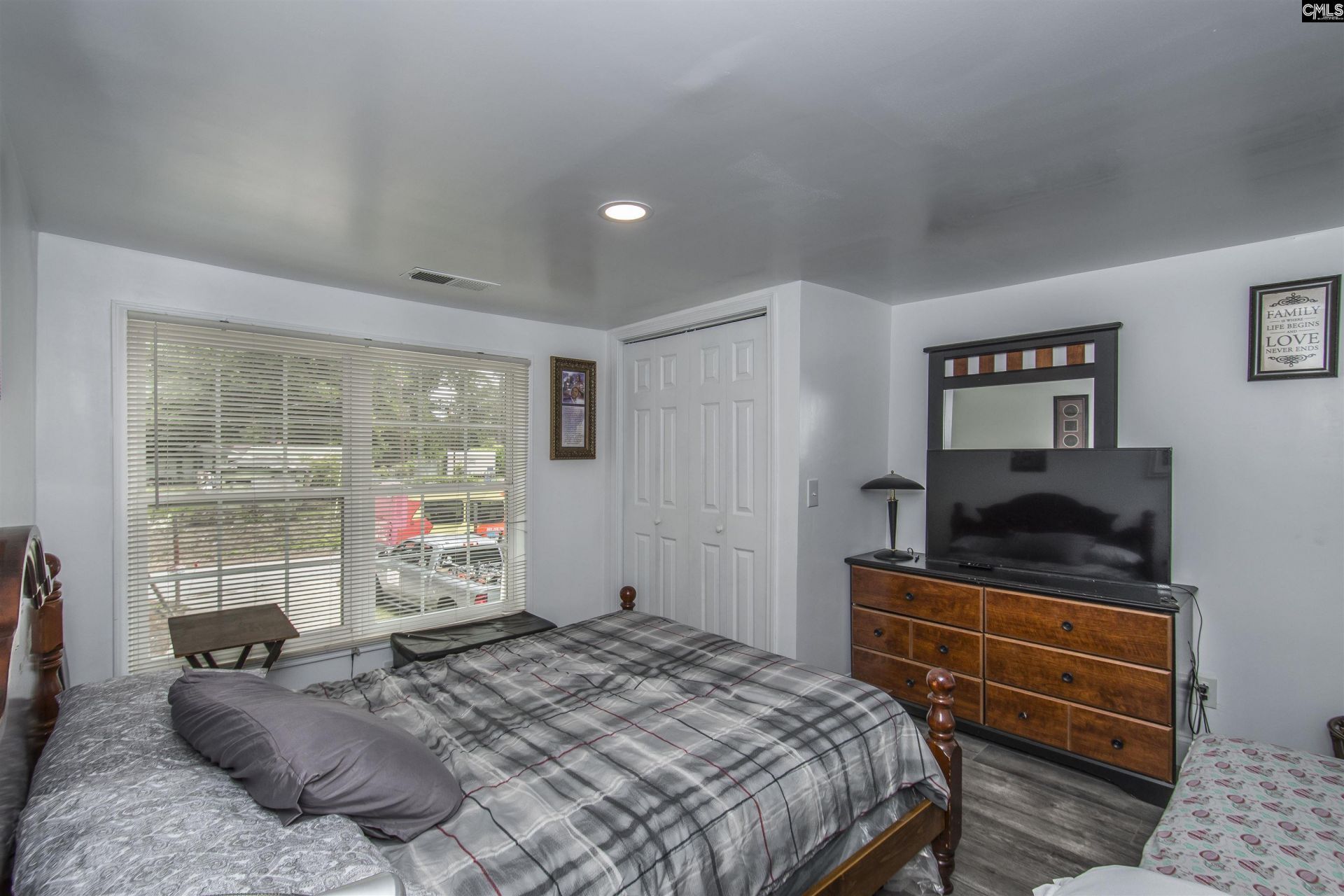 112 Stanford Street  Photo 13
