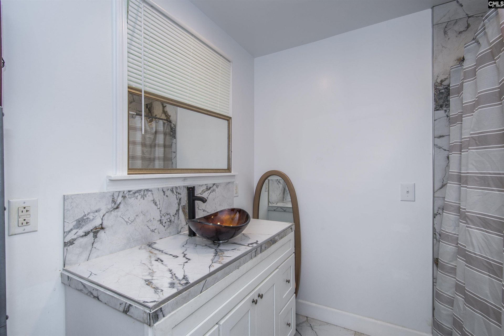 112 Stanford Street Photo 14