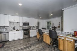 112 Stanford Street photo 4