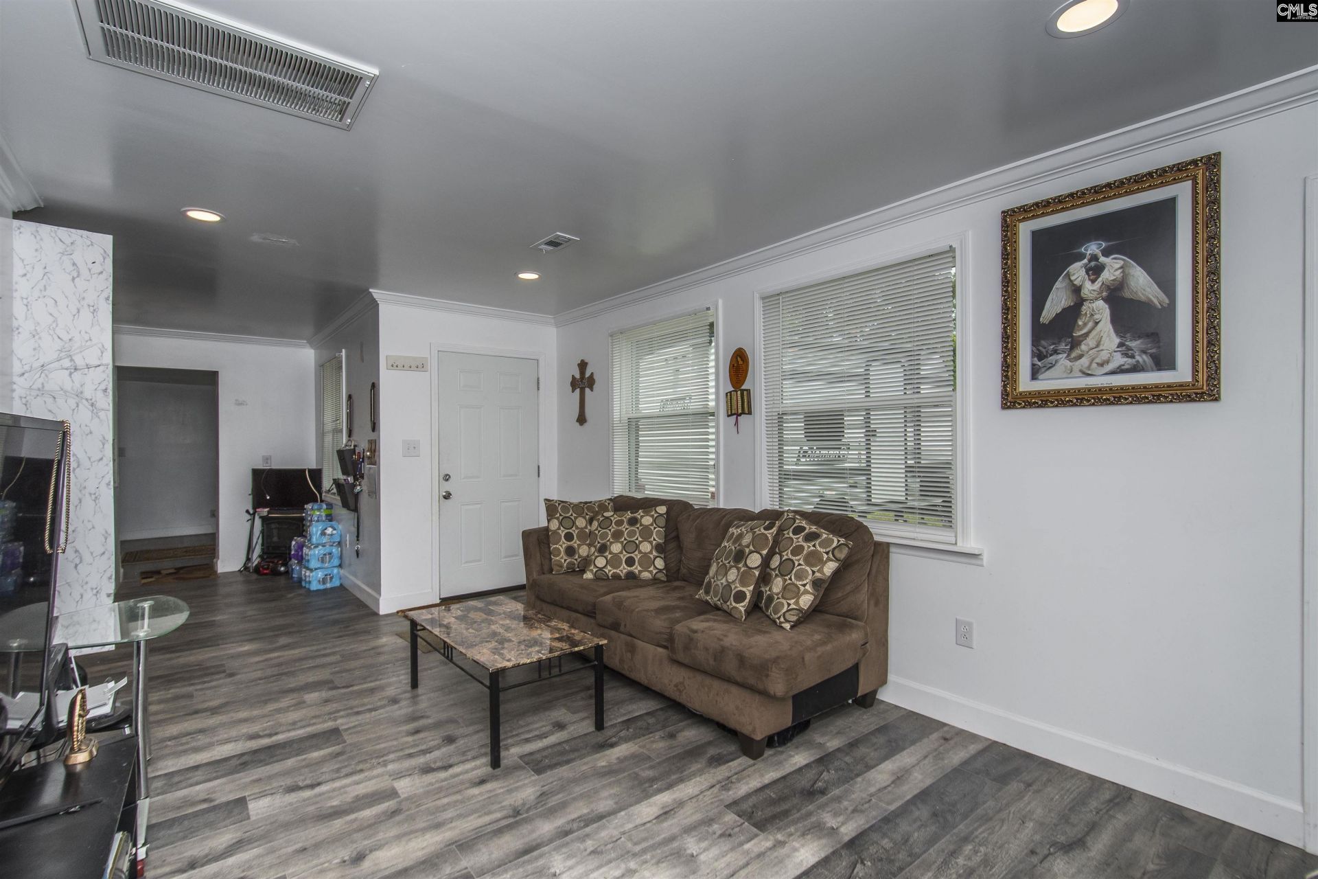 112 Stanford Street Photo 5