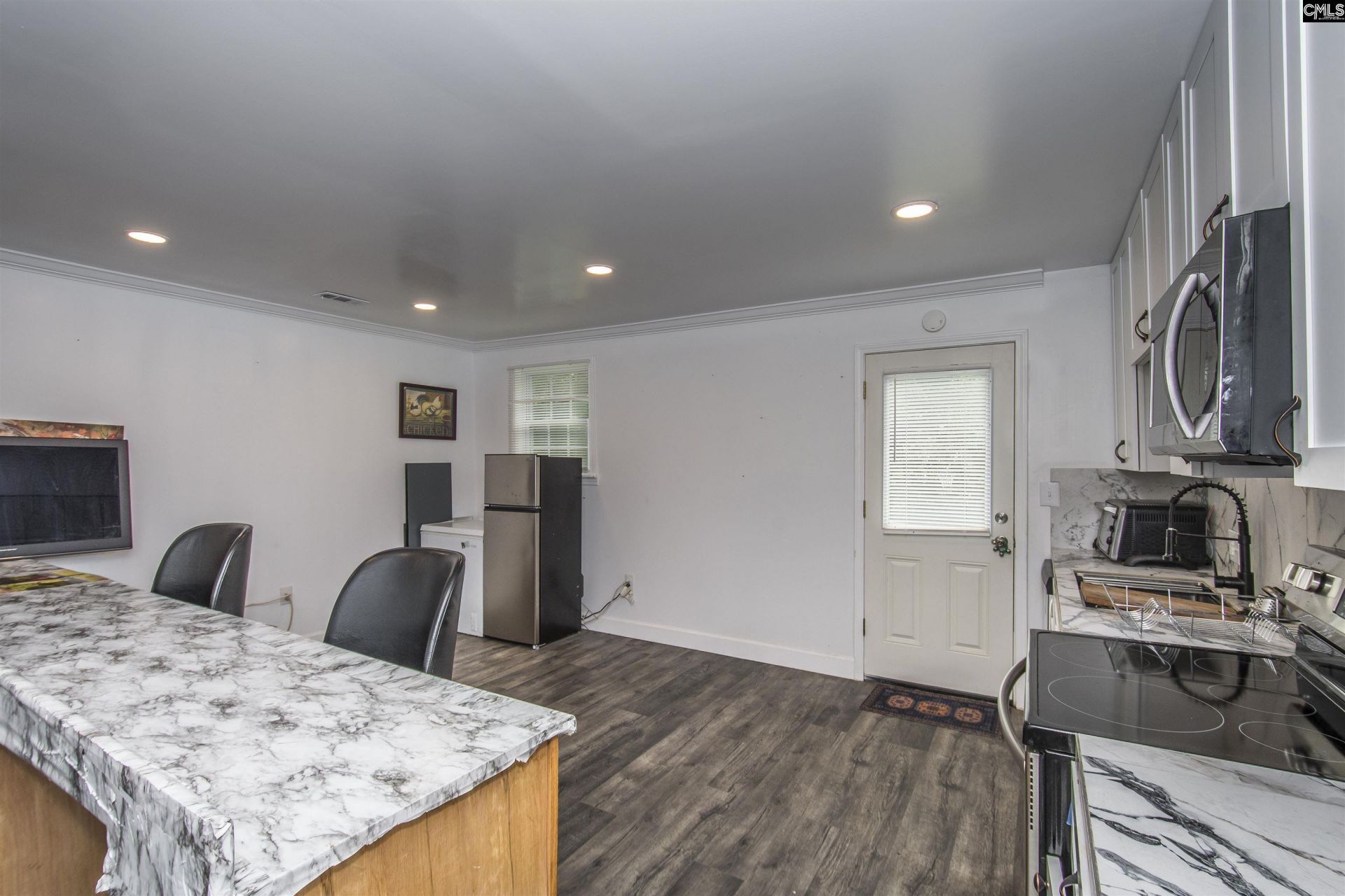 112 Stanford Street  Photo 6
