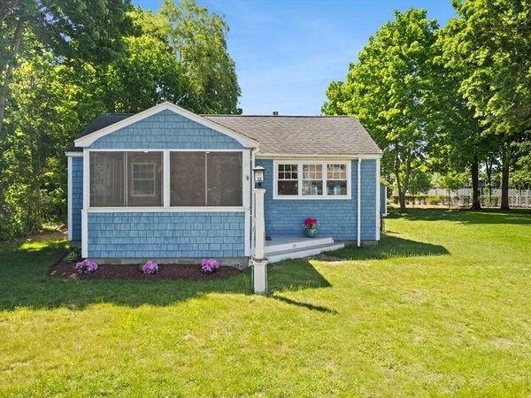 111 Hartford Rd, Marshfield, MA 02050