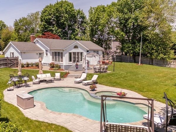 15 Fernwood Road, Saugus, MA 01906