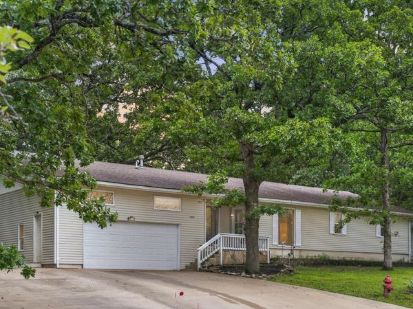 1041 Ha Ha Tonka Road , Camdenton, MO 65020