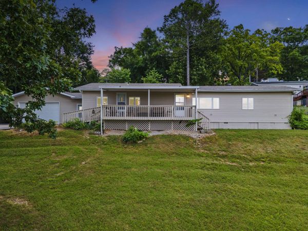 26 White Wing Lane , Blue Eye, MO 65611