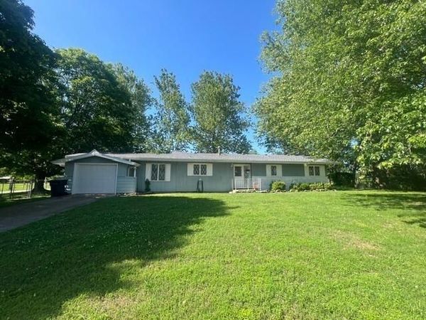 607 E Summit Street , Republic, MO 65738