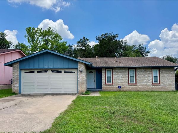 1213 Kenyon DR , Austin, TX 78745
