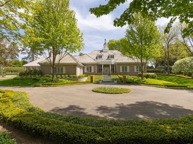 546 Harrington Road , Wayzata, MN 55391