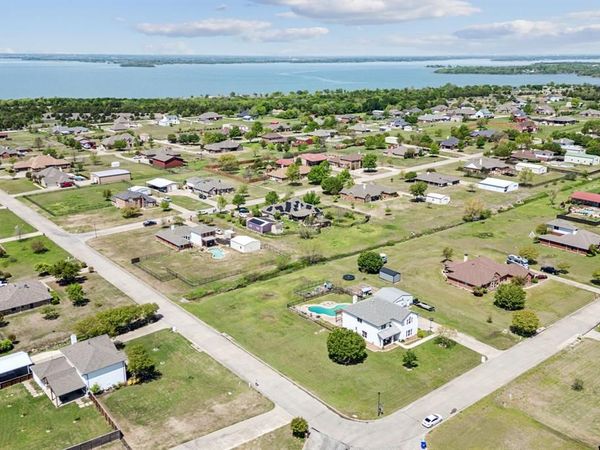 600 Lake Shadow Drive, Lavon, TX 75166