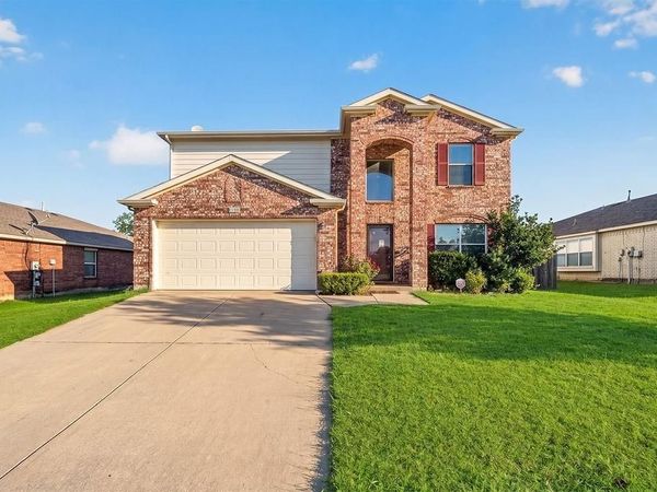1318 Gilday Drive, Arlington, TX 76002
