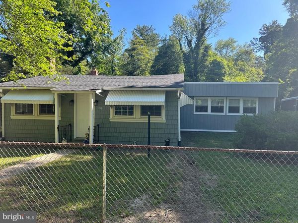 215 FILBERT AVENUE, BROWNS MILLS, NJ 08015