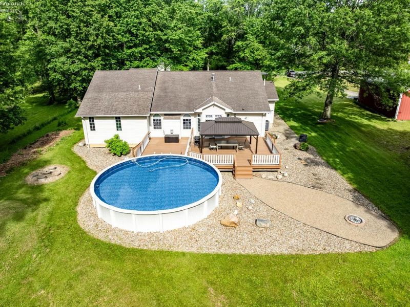 8503 Risden Road, Vermilion, OH 44089 Photo 38