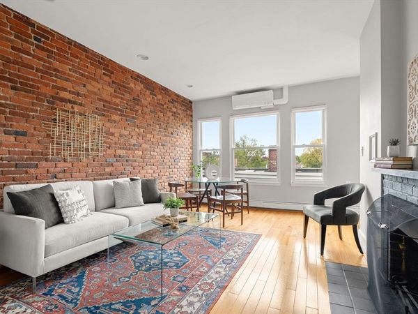 88 Hancock St, Unit 17, Cambridge, MA 02139