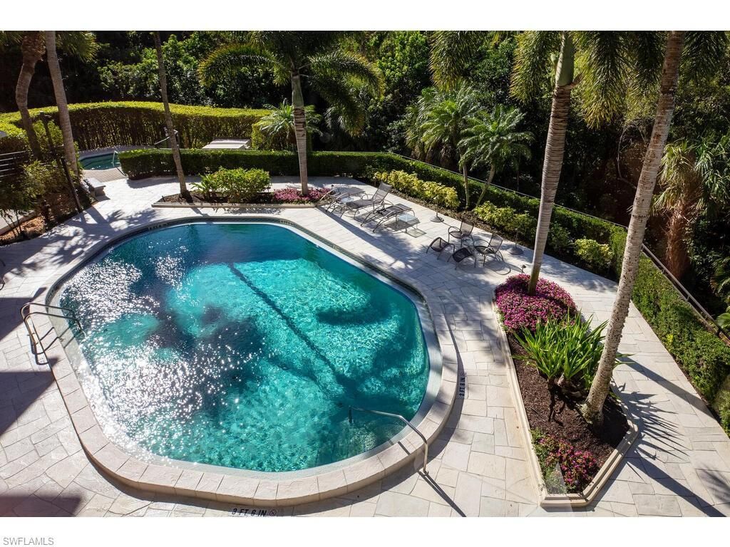 5555 Heron Point Dr , Unit 902, Naples, FL 34108 Photo