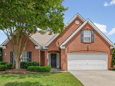 2114 Beacon Crest Drive, Buford, GA 30519