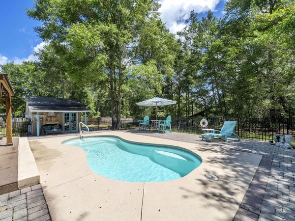 316 Goodwin Creek Road, Freeport, FL 32439