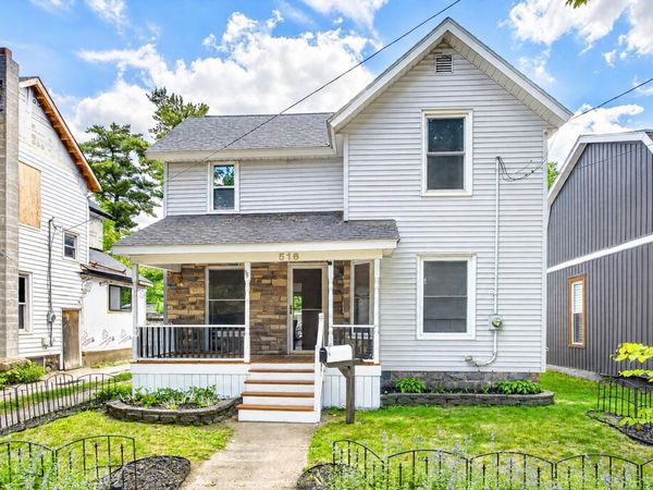 516 W Grand Street, Hastings, MI 49058