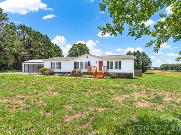 1008 Pine Ridge Drive, Unit 18, Hamptonville, NC 27020