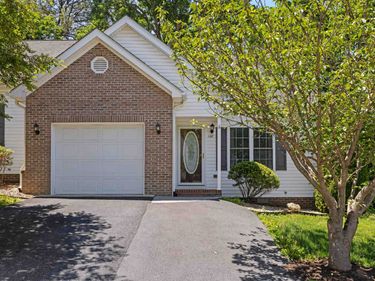 122 COLLINSWOOD DR, STAUNTON, VA 24401