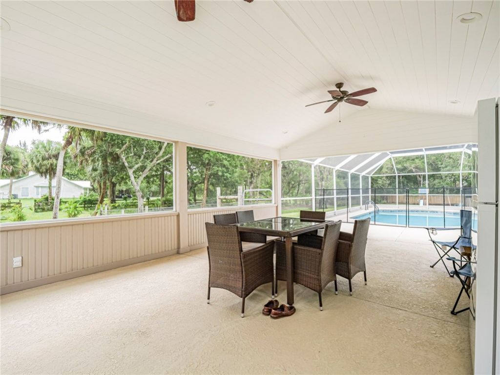 4220 70th Avenue, Vero Beach, FL 32967 Photo