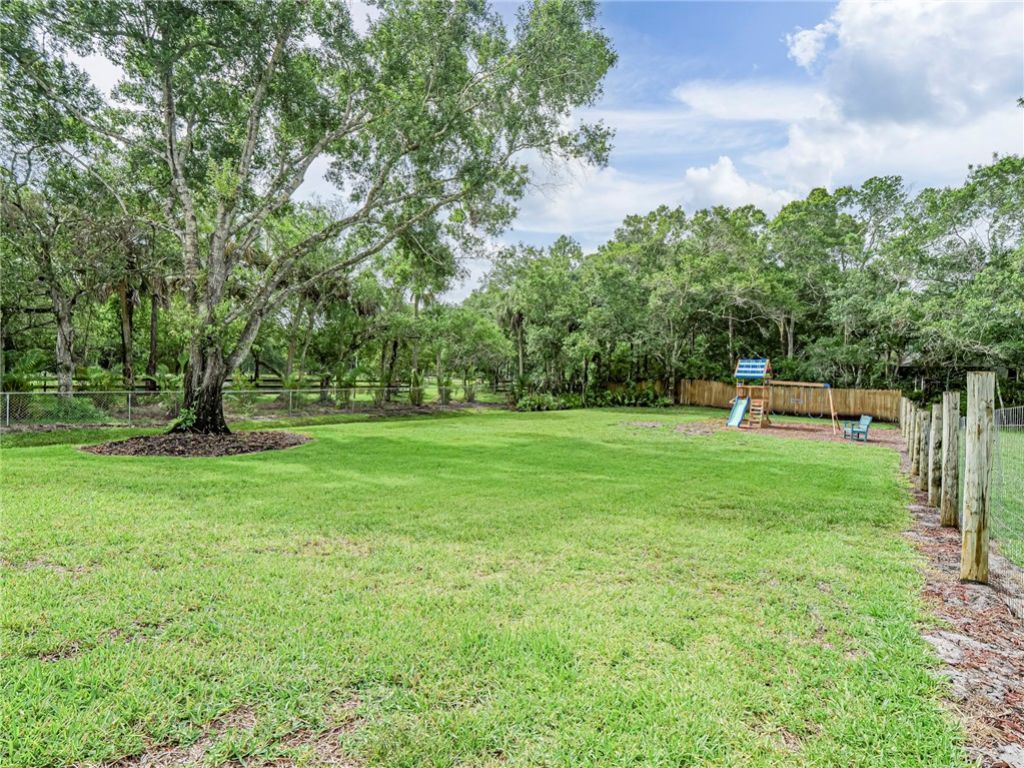 4220 70th Avenue, Vero Beach, FL 32967 Photo