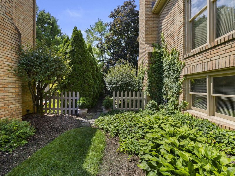 2213 Partlow Drive, Columbus, OH 43220 Photo 51