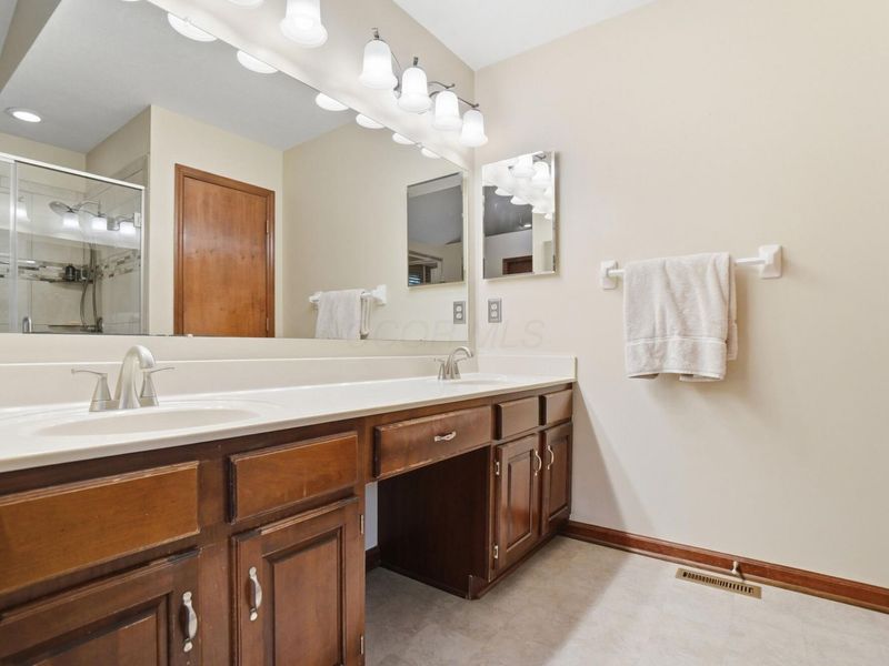 3437 River Narrows Road , Hilliard, OH 43026 Photo 25