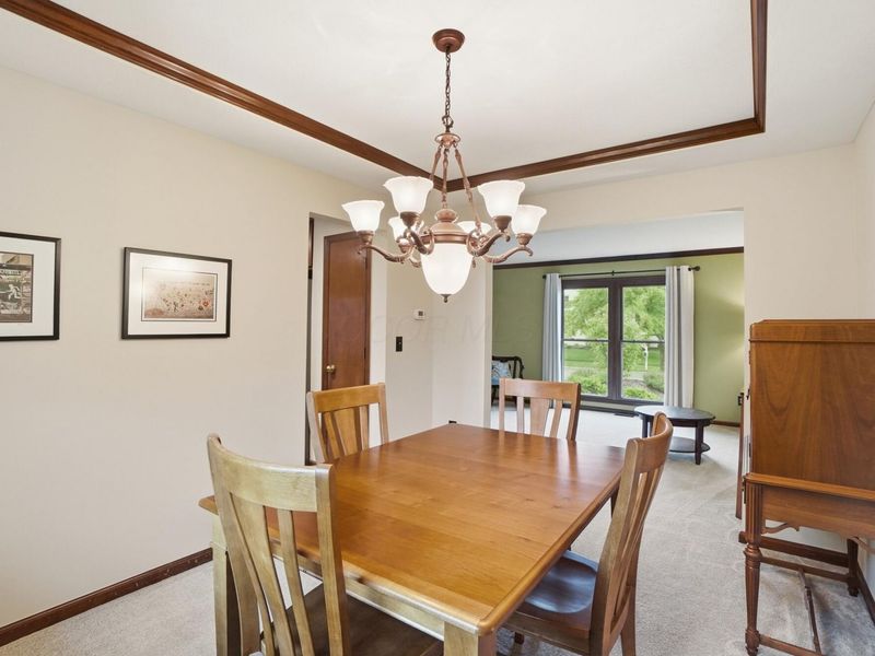 3437 River Narrows Road , Hilliard, OH 43026 Photo 7