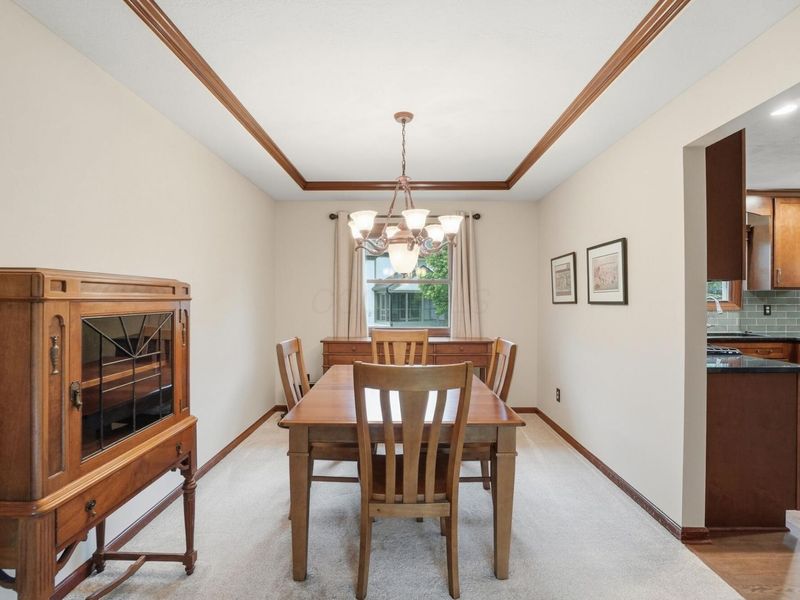 3437 River Narrows Road , Hilliard, OH 43026 Photo 9