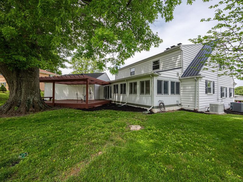 1691 Knob Hill Drive , Coshocton, OH 43812 Photo 11