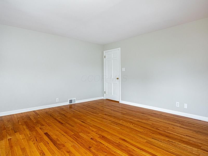 1691 Knob Hill Drive , Coshocton, OH 43812 Photo 36