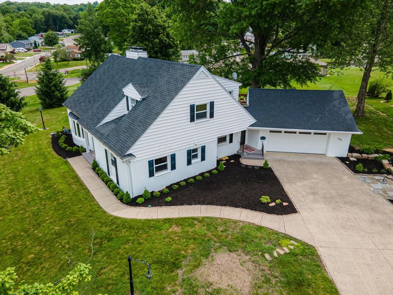 1691 Knob Hill Drive , Coshocton, OH 43812 Photo 4