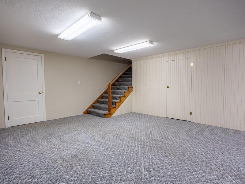 1691 Knob Hill Drive , Coshocton, OH 43812 Photo 40