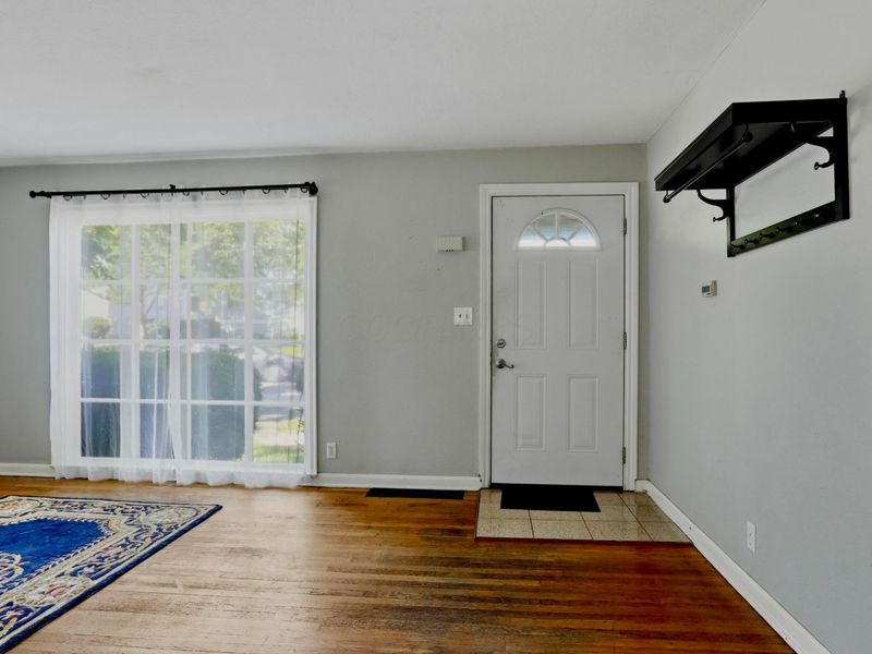 1772 Kenny Road, Columbus, OH 43212 Photo 3