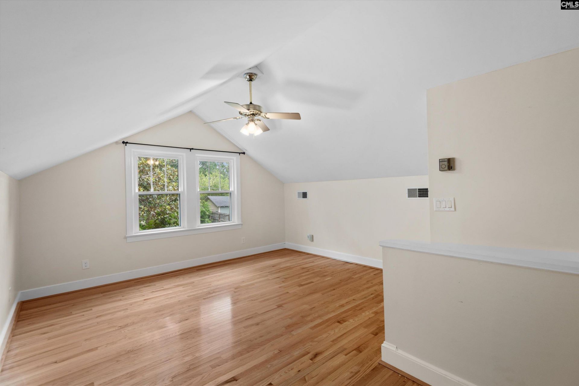 2621 Kiawah Avenue  Photo 21