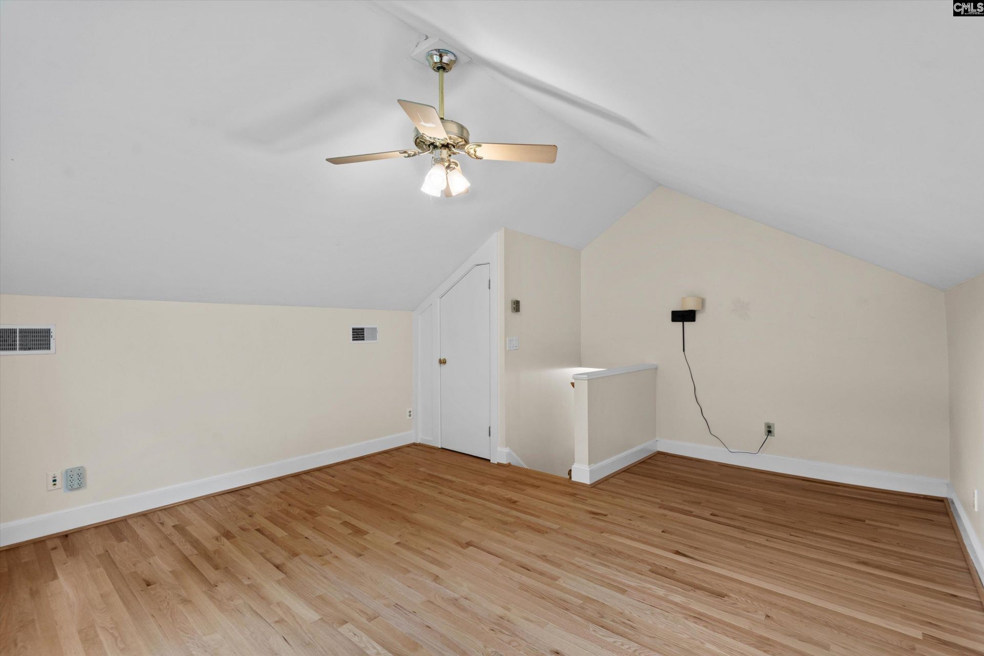 2621 Kiawah Avenue  Photo 22
