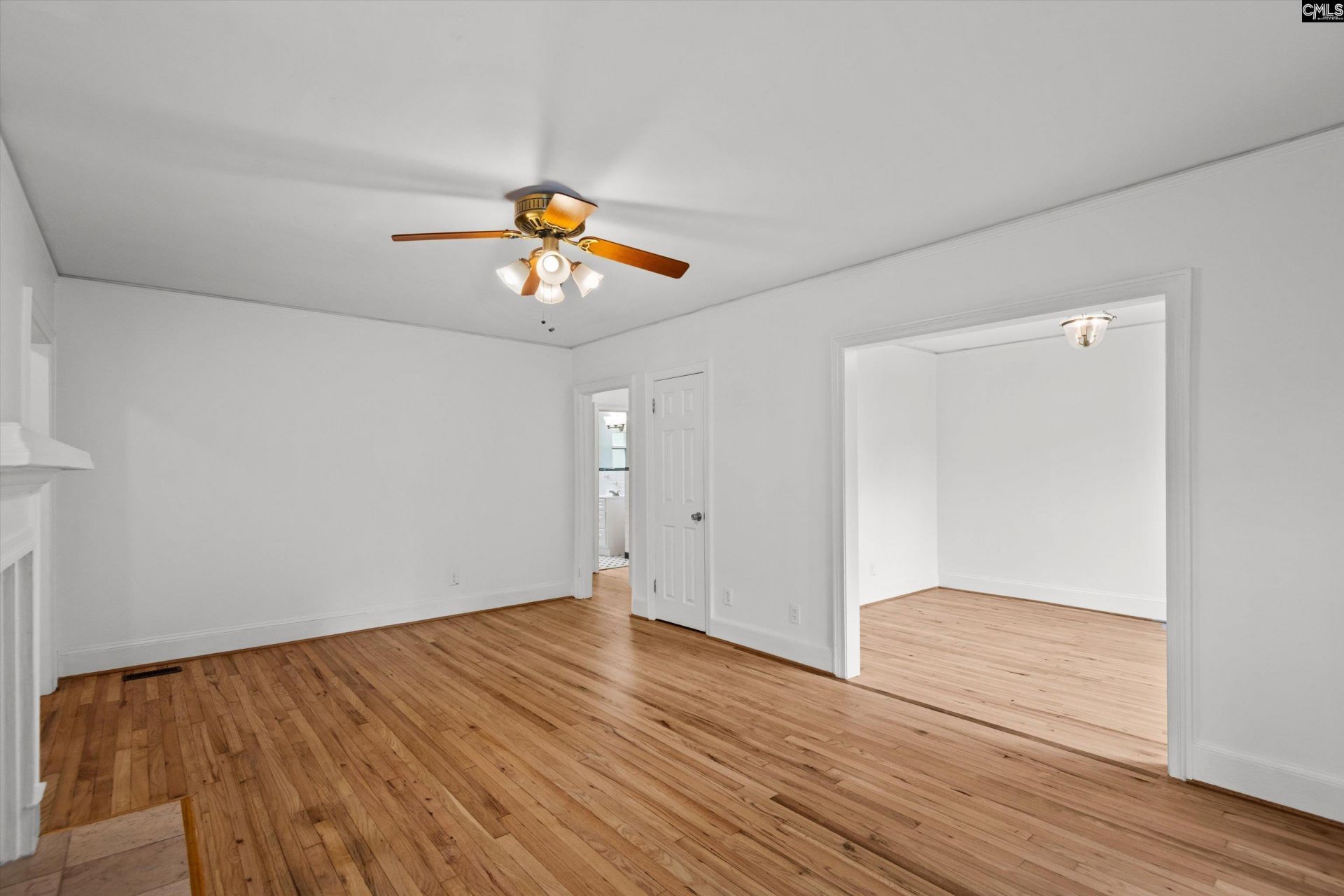 2621 Kiawah Avenue  Photo 4